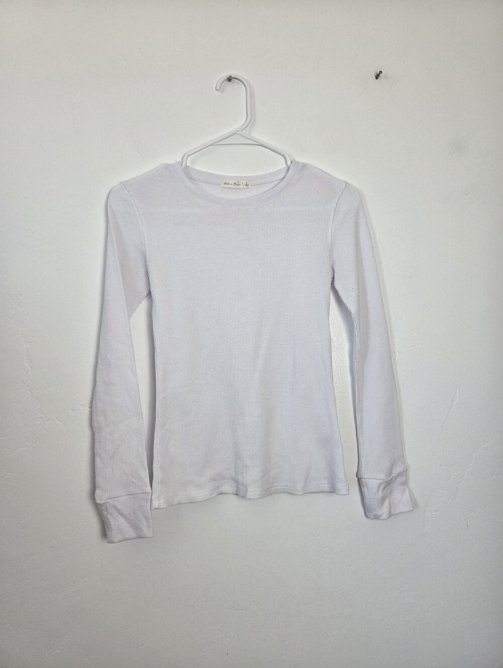 Active Basic White Thermal Shirt Long Sleeve Crew Neckline Base Layer Small